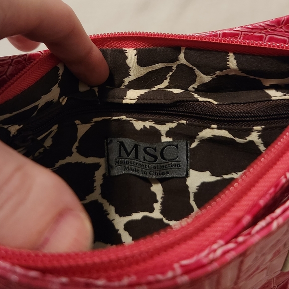 Pink faux alligator purse like new - Picture 4 of 6